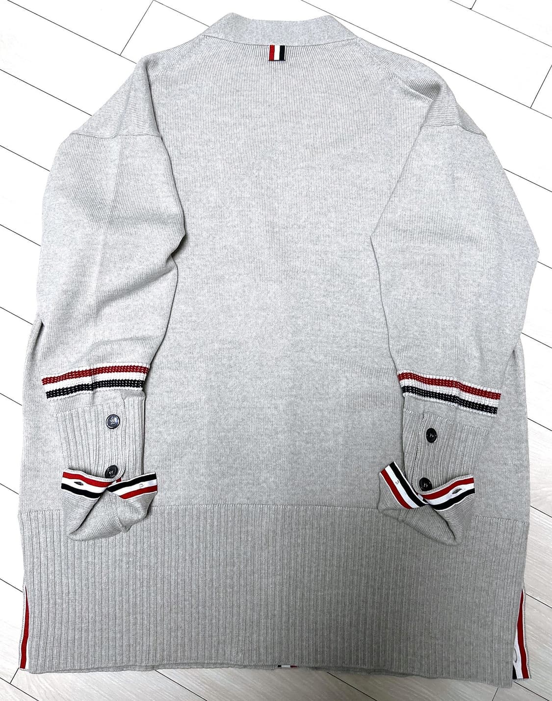 @새상품@ 톰브라운 오버사이즈 롱가디건 베이지그레이 상품이미지3