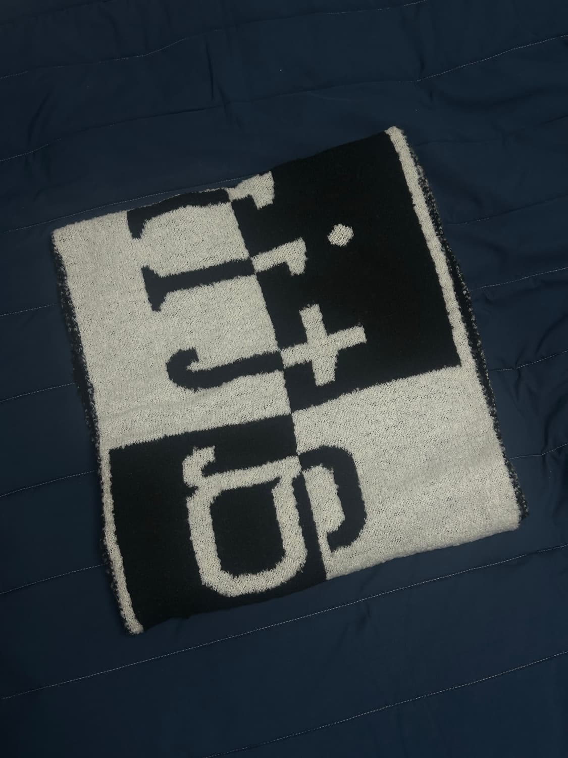 마뗑킴 로고 체크보드 머플러 목도리 아이보리 상품이미지3