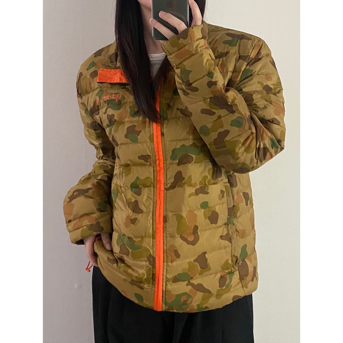 아디다스 경량패딩 상품이미지1