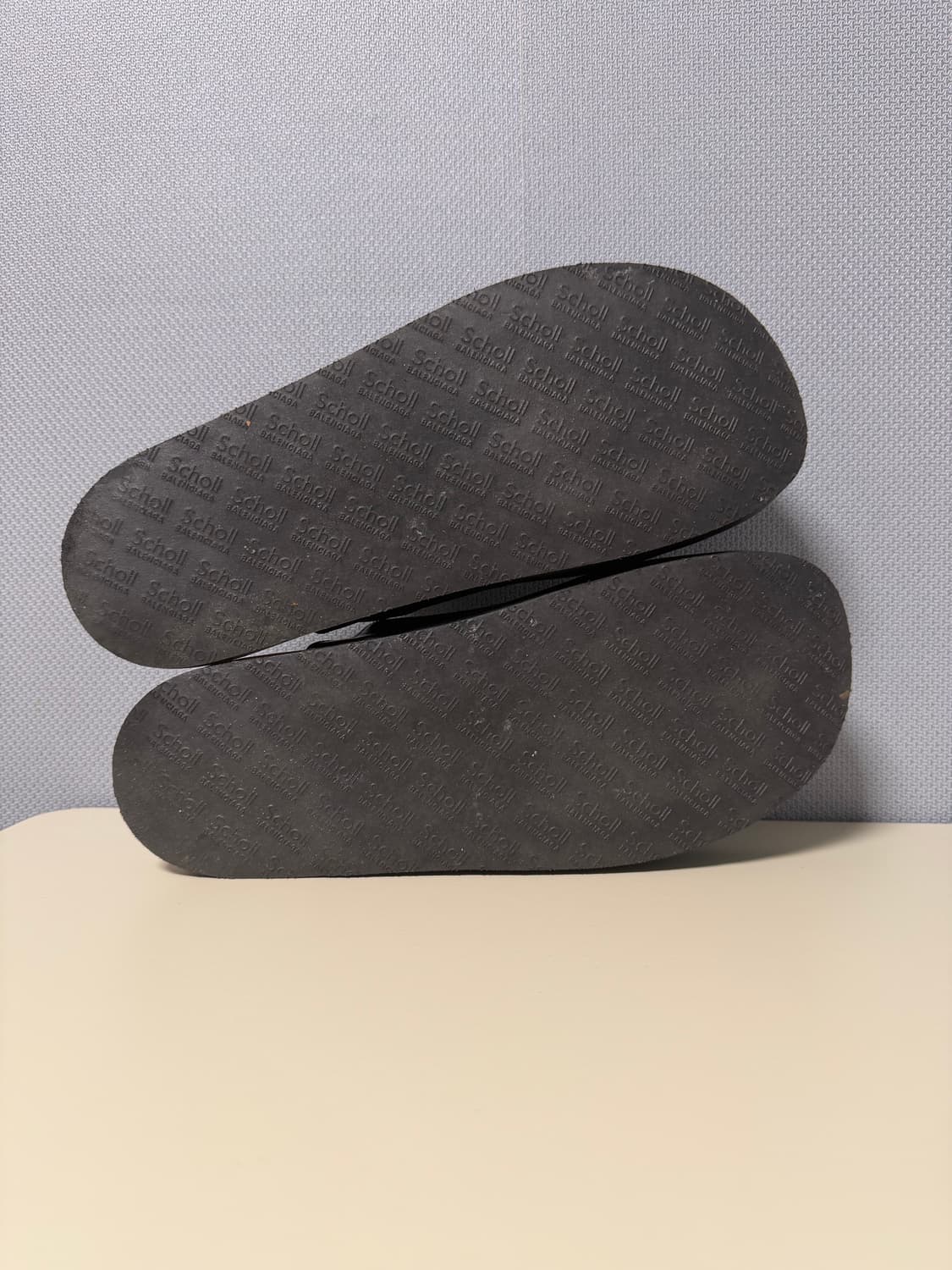 발렌시아가 숄 플랫 뮬 블랙 [43] 상품이미지5