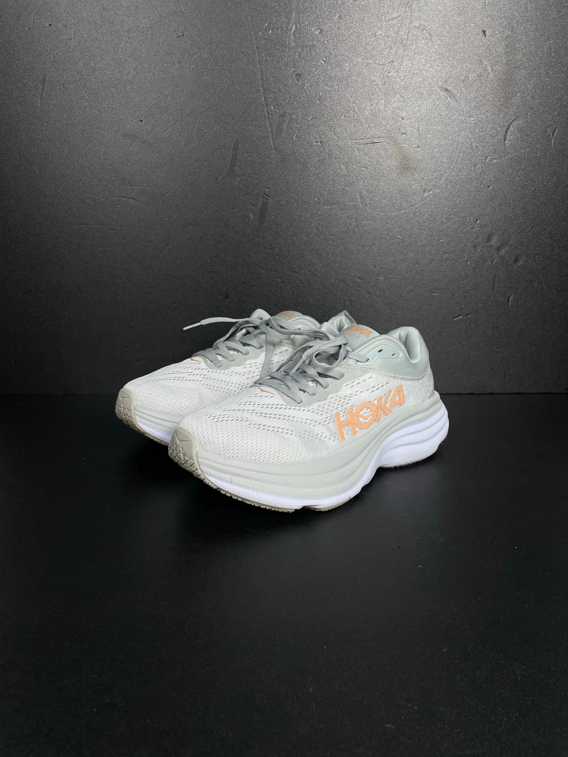 [265] 호카오네오네 본디8 스니커즈 상품이미지1