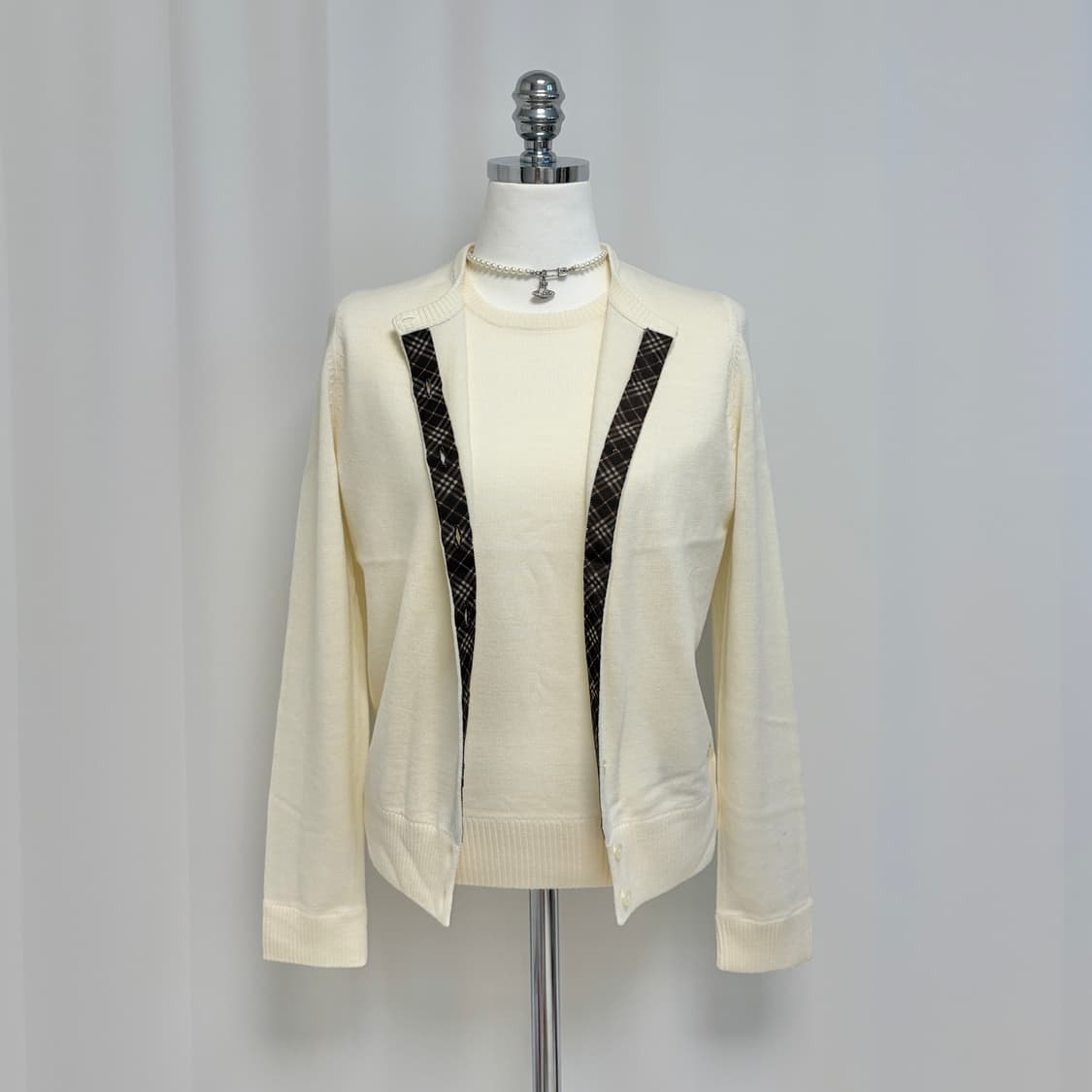 버버리 런던 반팔,가디건 앙상블 세트 아이보리 상품이미지3