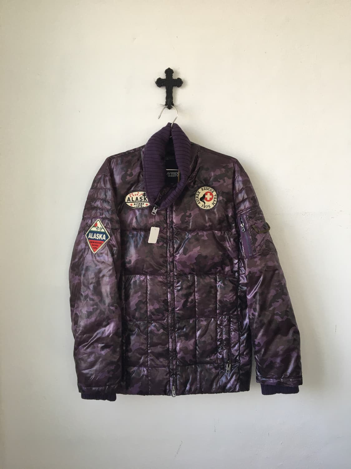 Avirex patch came pattern jumper 상품이미지2