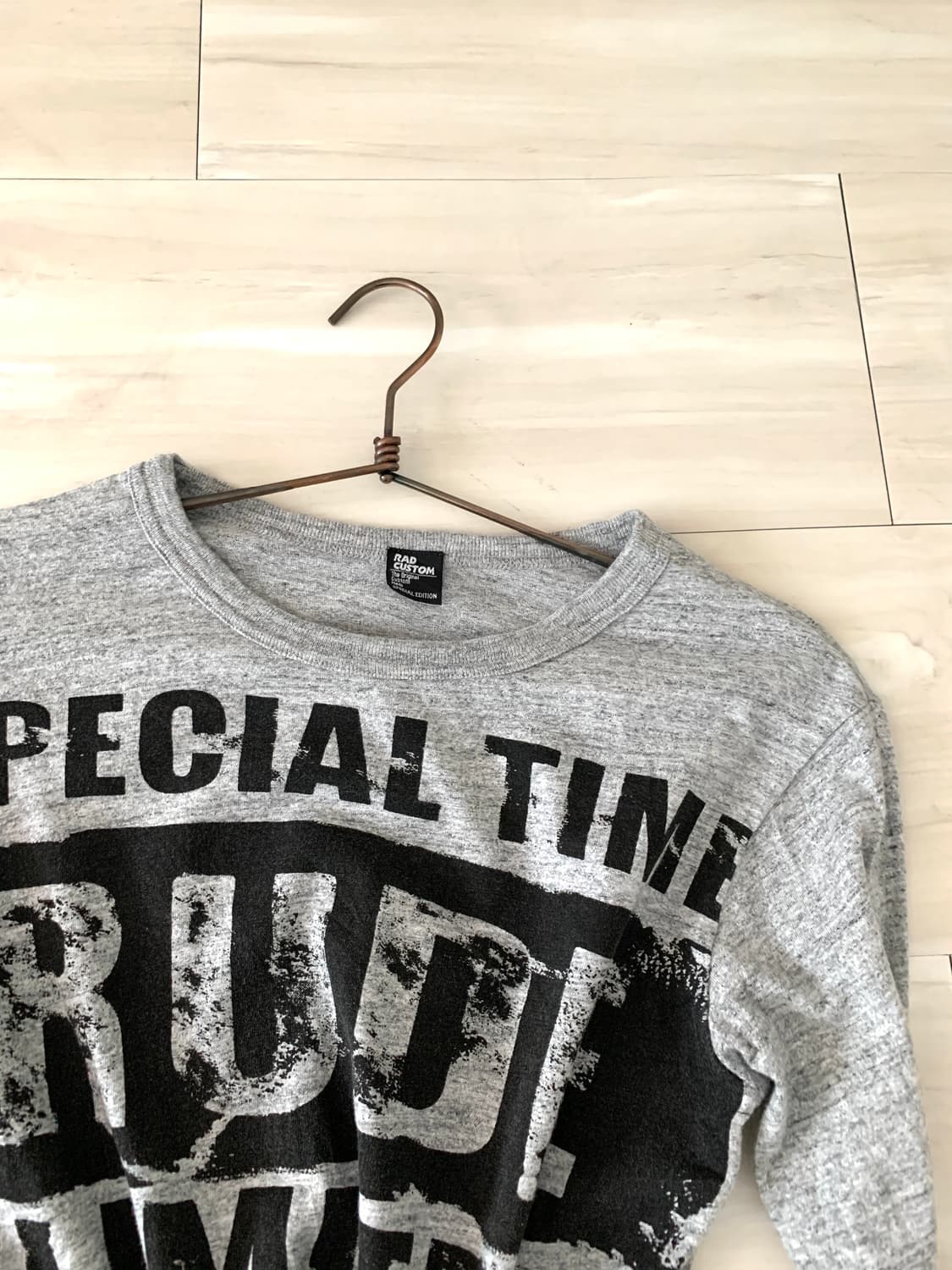 Gray vintage rock graphic long-sleeve to 상품이미지8