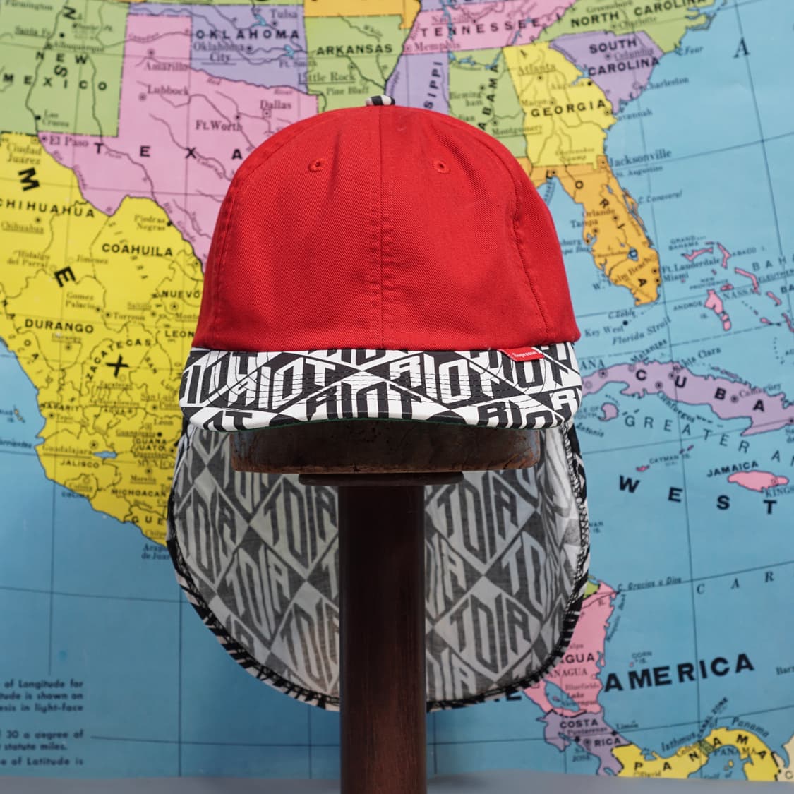 슈프림 Riot 희귀매물 볼캡 상품이미지3