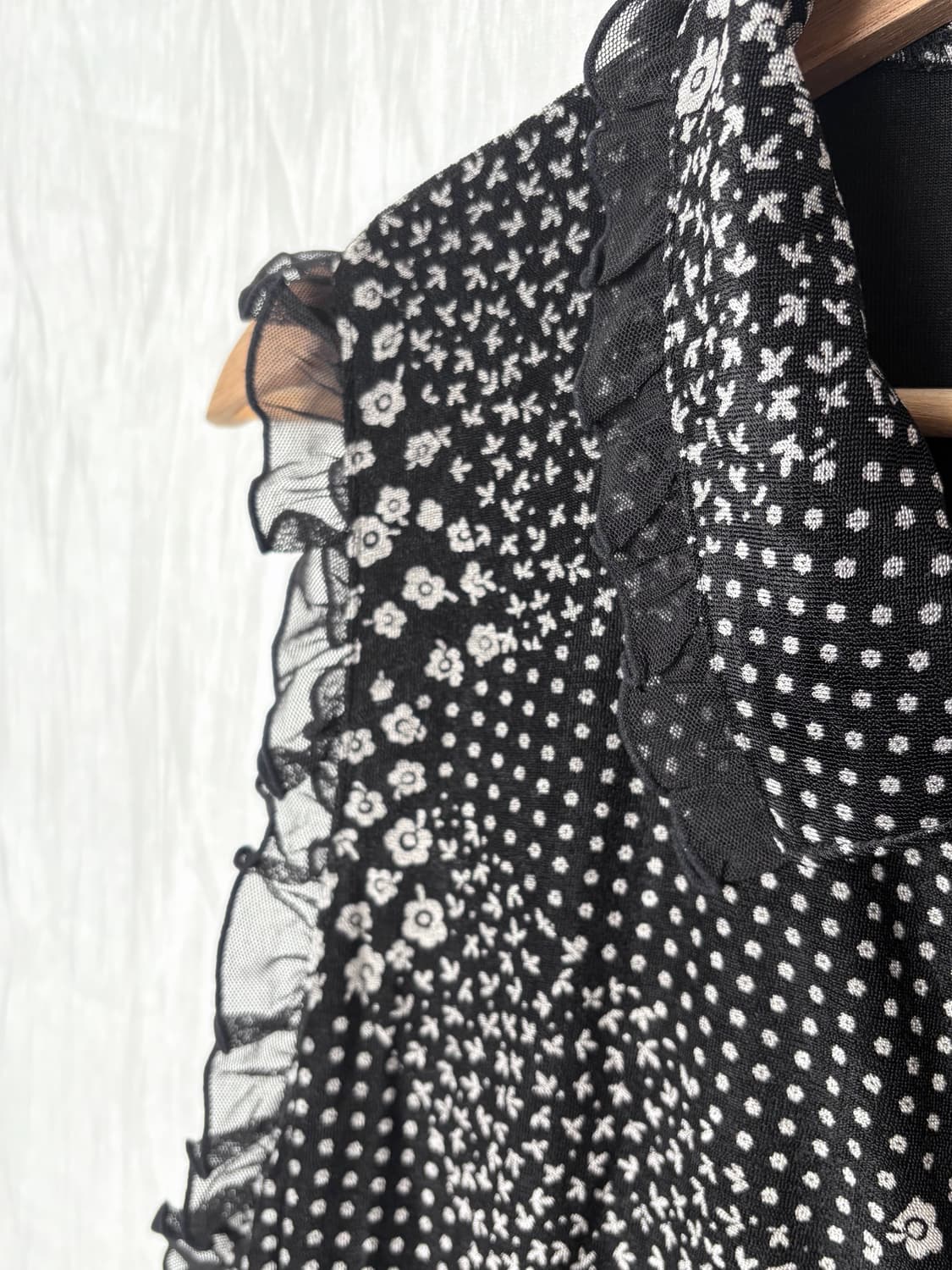 🖤 Midnight Patchwork Floral Sleeveless 상품이미지5