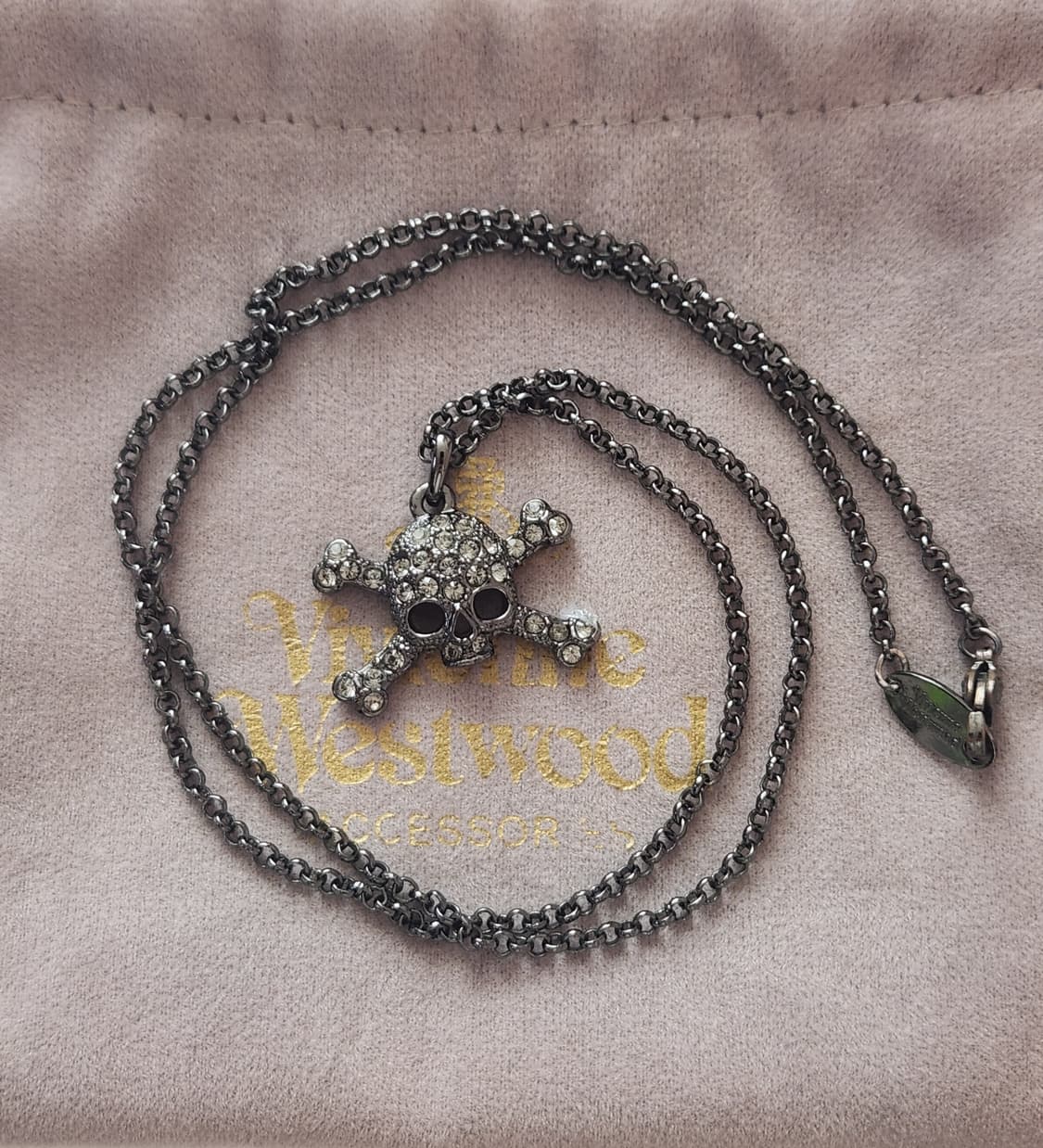 비비안웨스트우드 스컬 orb 목걸이 상품이미지6