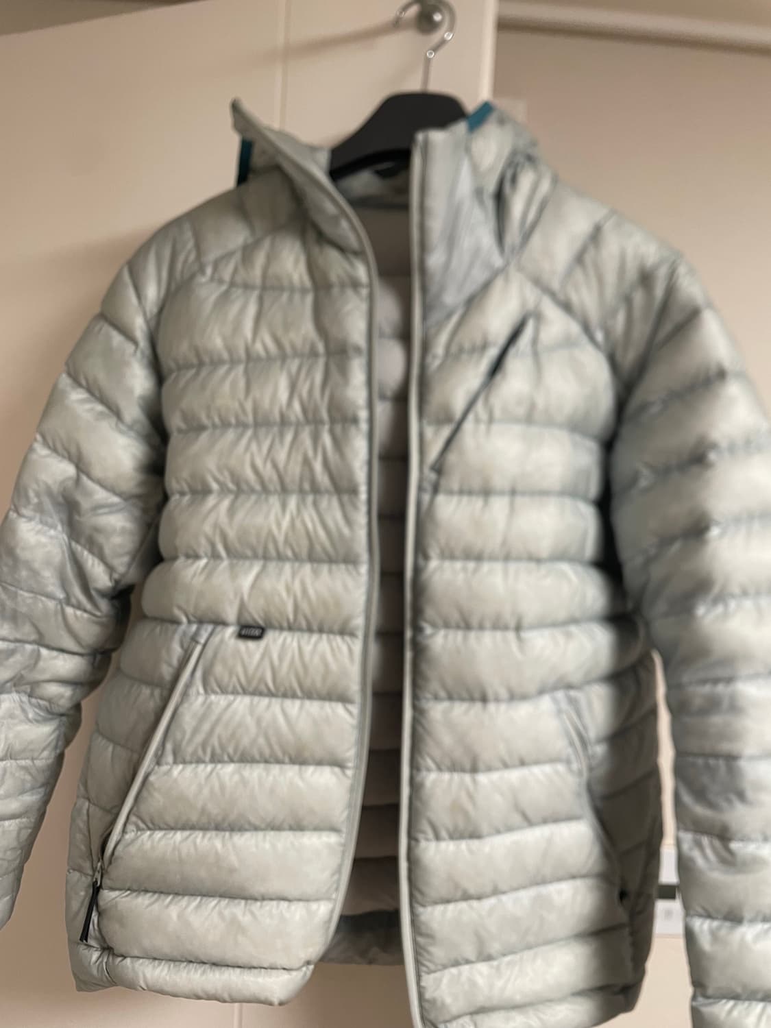 시에라디자인 경량 구스다운 라이트그레이 m사이즈 상품이미지1