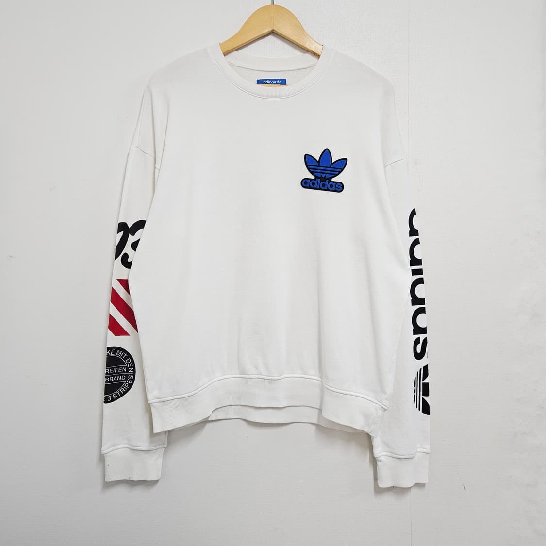 105 아디다스 파이어버드 트레포일 멀티컬러 화이트 맨투맨 상품이미지2