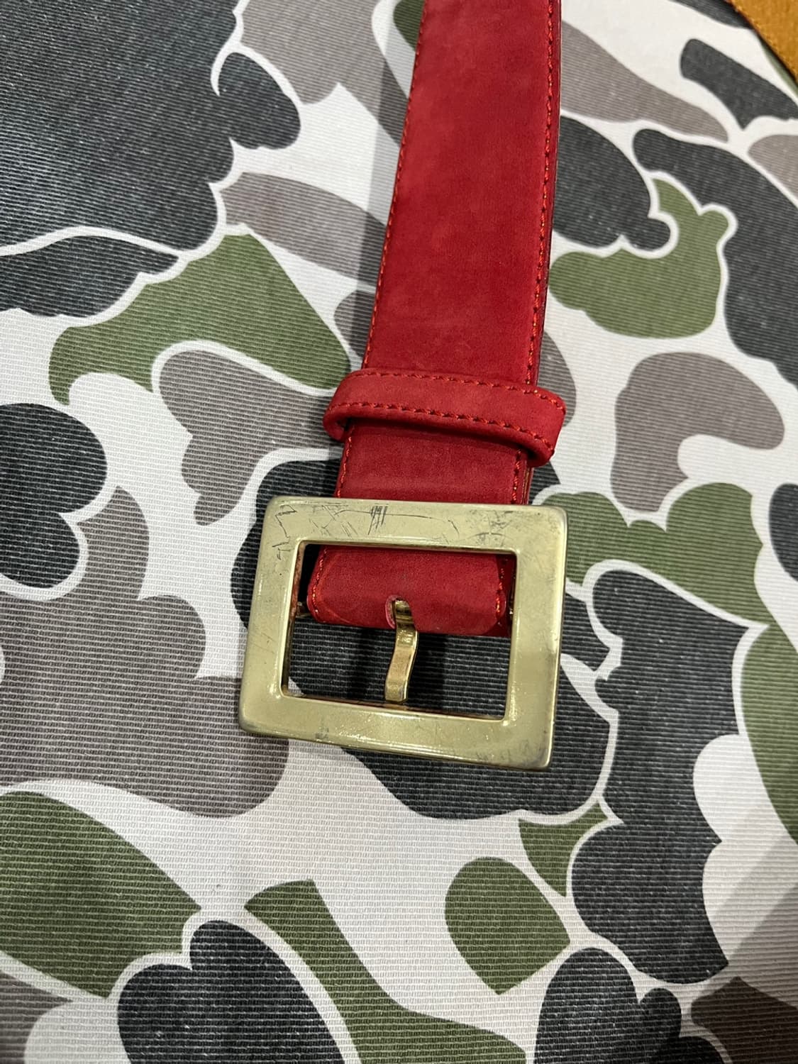 GIVENCHY 지방시 스터드 스웨이드 벨트 상품이미지7