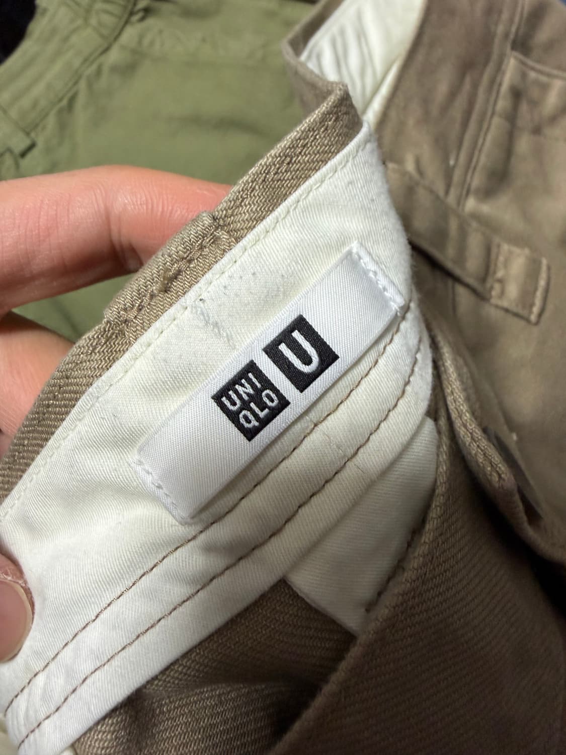 유니클로 와이드핏 치노팬츠 베이지 상품이미지6