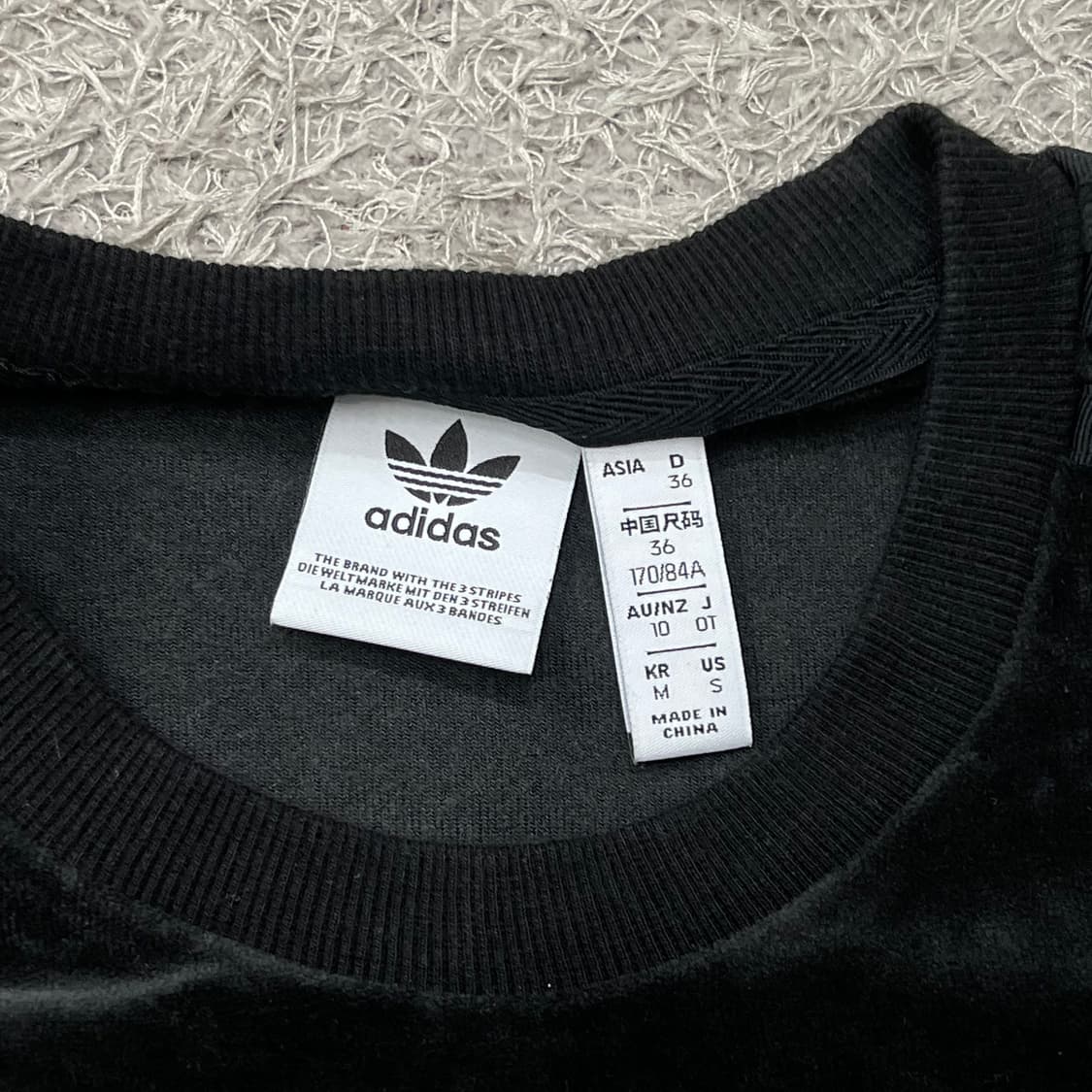 [우먼95] 아디다스 벨벳 반팔티 상품이미지3