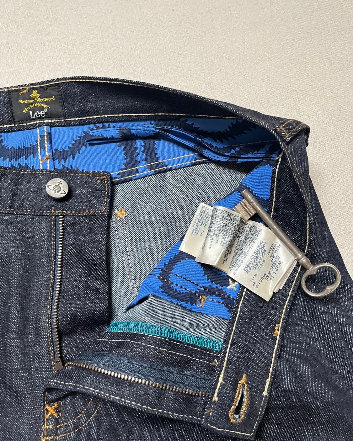 비비안웨스트우드 x 리 클래식 데님팬츠 vivienne westwood 상품이미지7