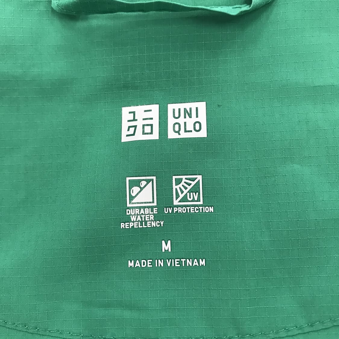 유니클로 포켓터블 UV프로텍션 파카 [여성M] 상품이미지3