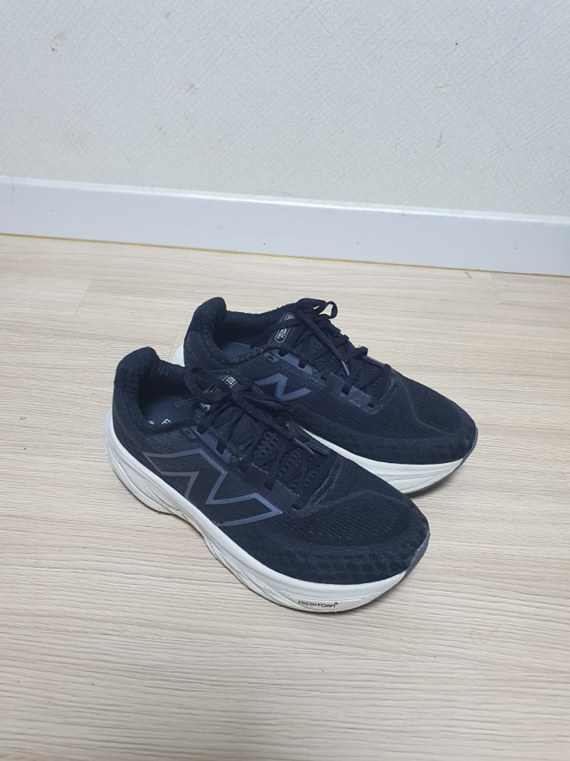 뉴발란스 1080v14 운동화 270 상품이미지2