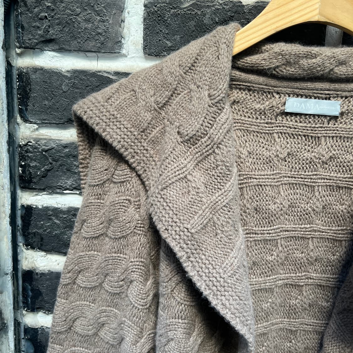 캐시미어 세일러카라 케이블 니트 가디건 상품이미지2