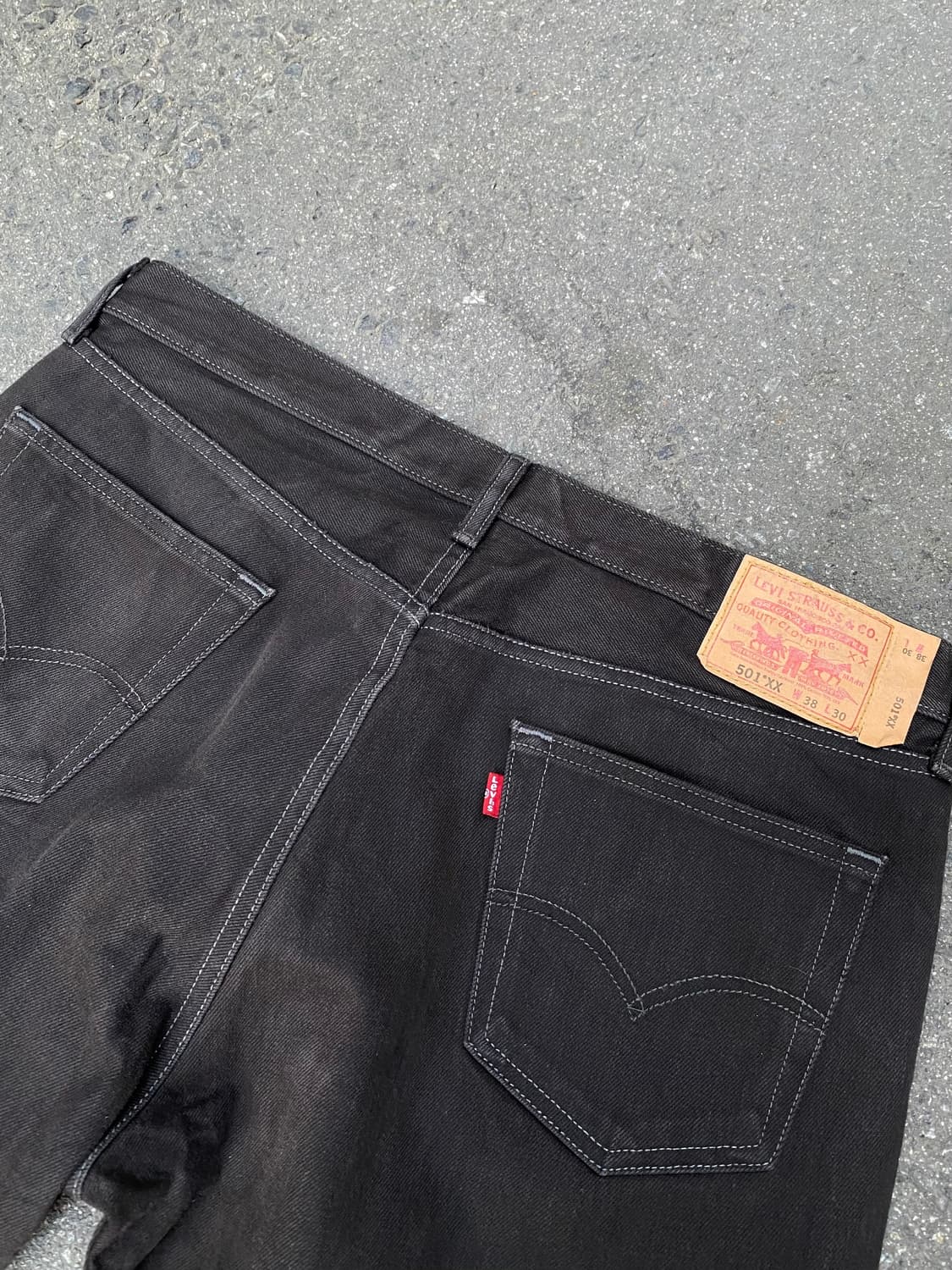 🌊Levis 501XX black denim pants 상품이미지4