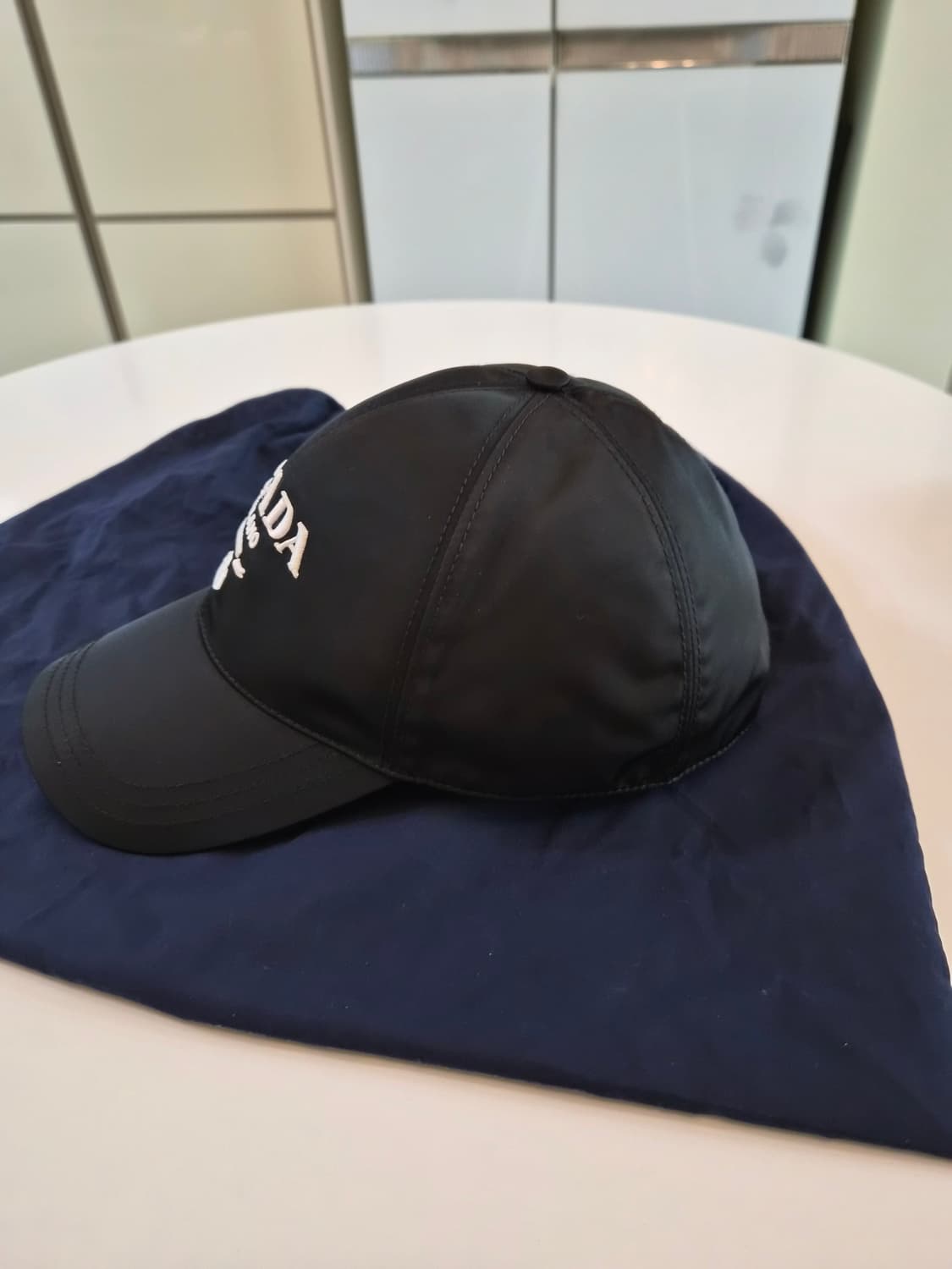 (정품) 프라다 시그니처로고 리나일론 모자 상품이미지3