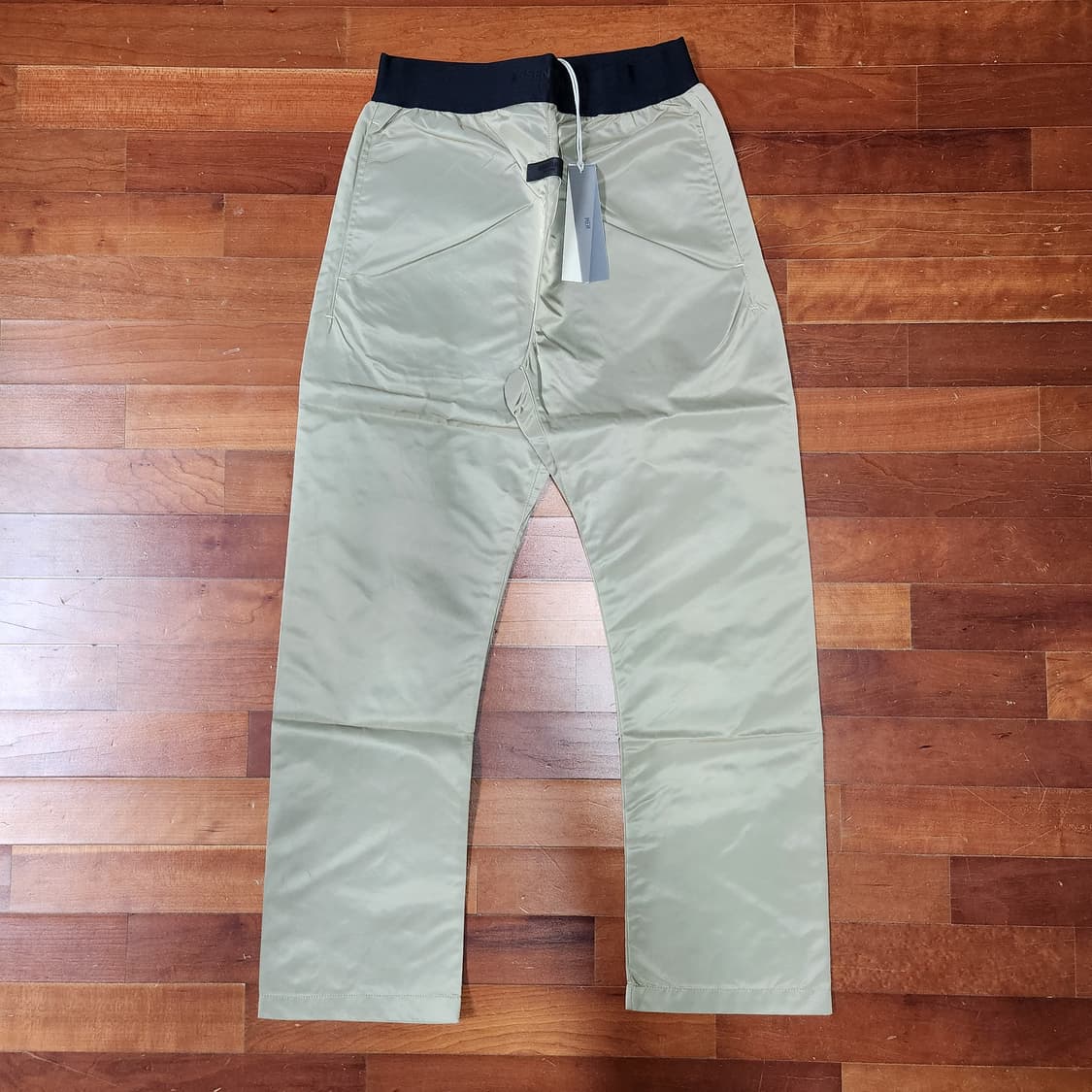 피어오브갓 에센셜 릴랙스드 나일론 라운지 팬츠 오크 상품이미지5