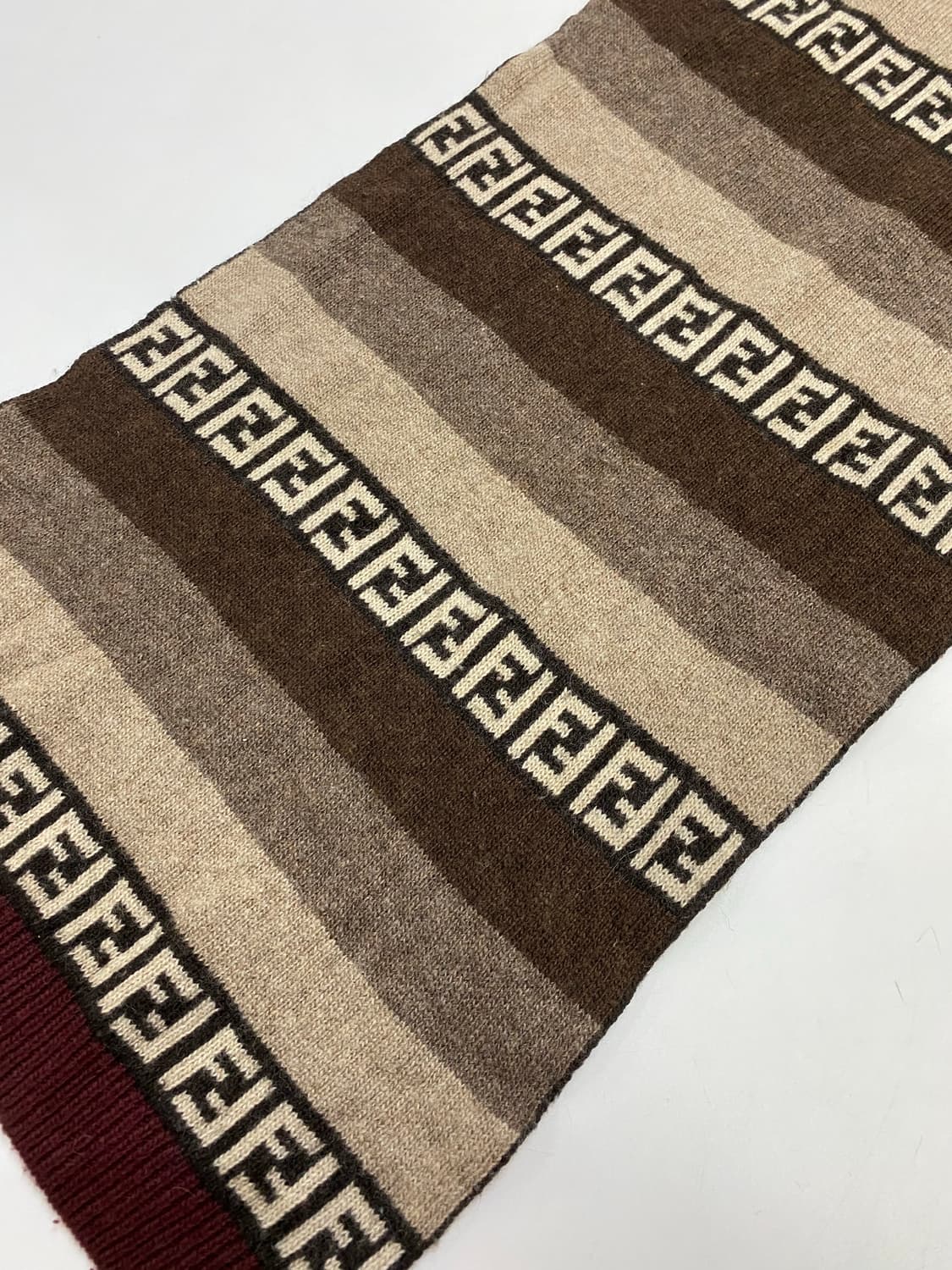 펜디 신형 FF주카 리버시블 캐시미어 혼방 머플러 상품이미지3