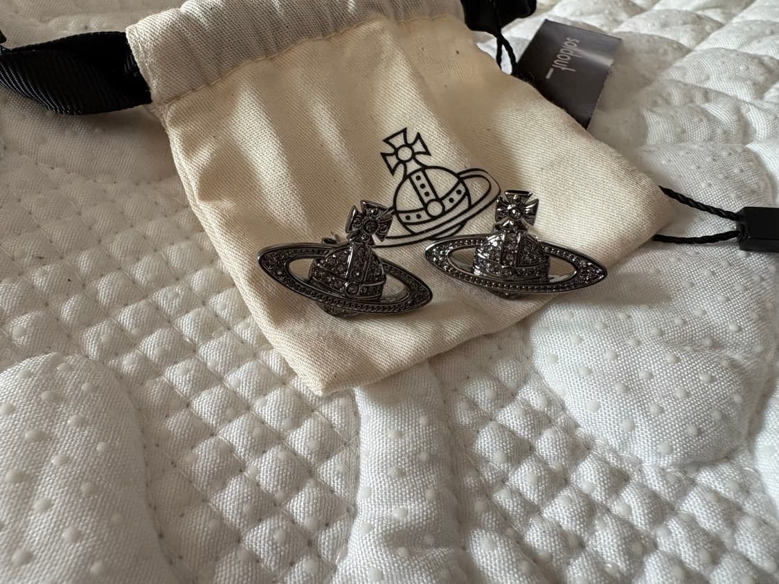 비비안웨스트우드 귀걸이 상품이미지1