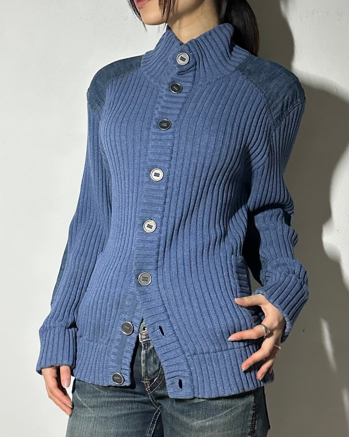 Dolce & Gabbana 데님 패치 립 니트 가디건 상품이미지1