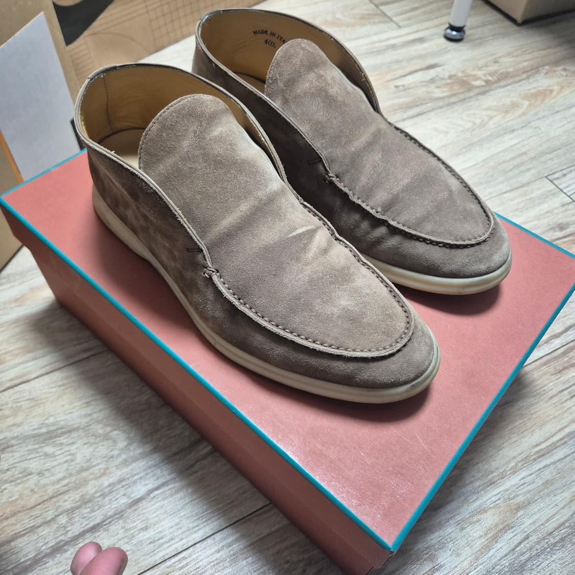 로로피아나 썸머워크 40.5 상품이미지1