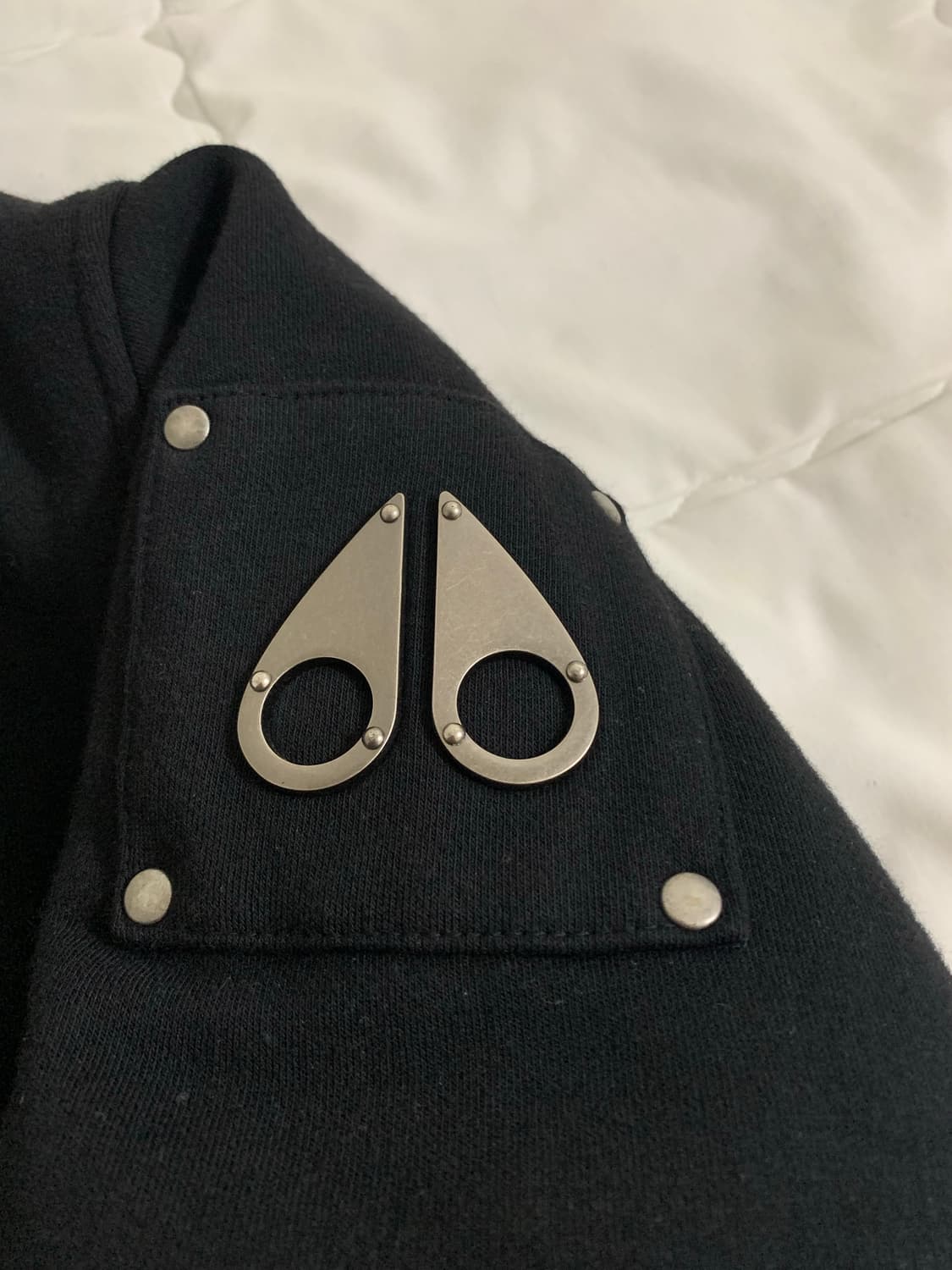 무스너클 버니스웨터 상품이미지2