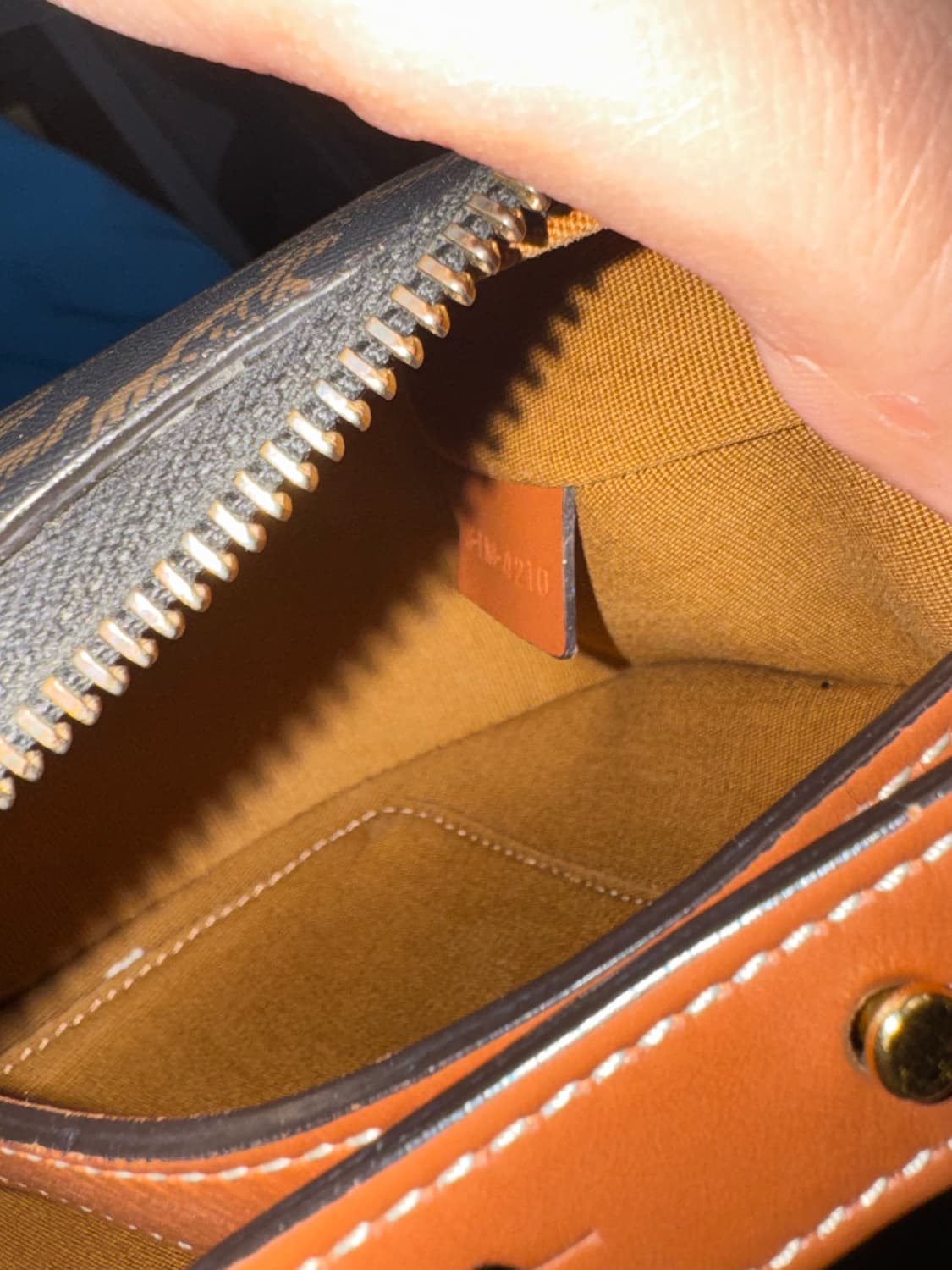 셀린느 아바호보백 상품이미지5