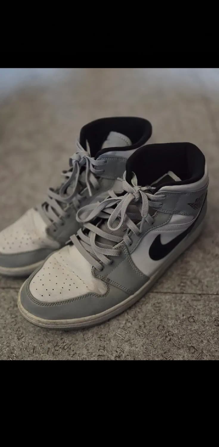 나이키 조던1 스모크그레이 285 황금사이즈 미드 상품이미지1