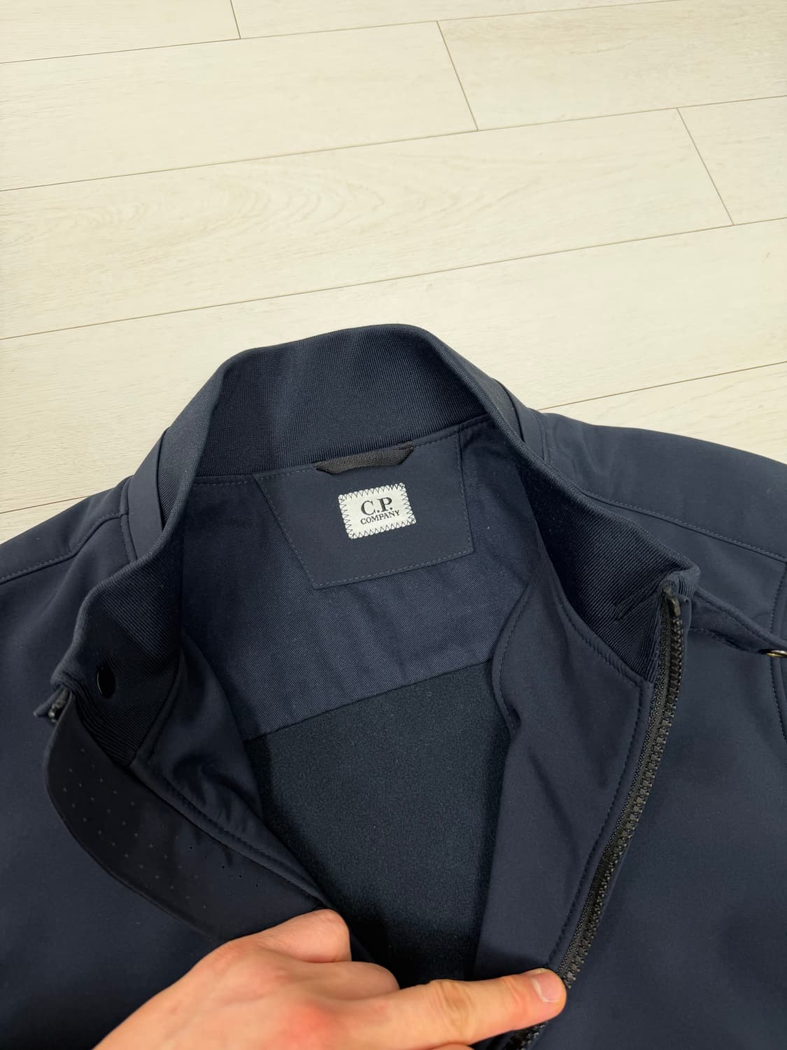 cp컴퍼니 cp shell-R   50 사이즈 네이비 색상  사진 조금전 상품이미지4