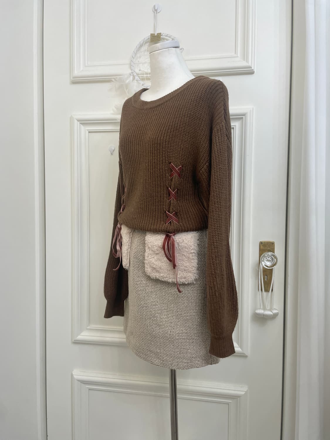 beige fur pocket point midi skirt 상품이미지7