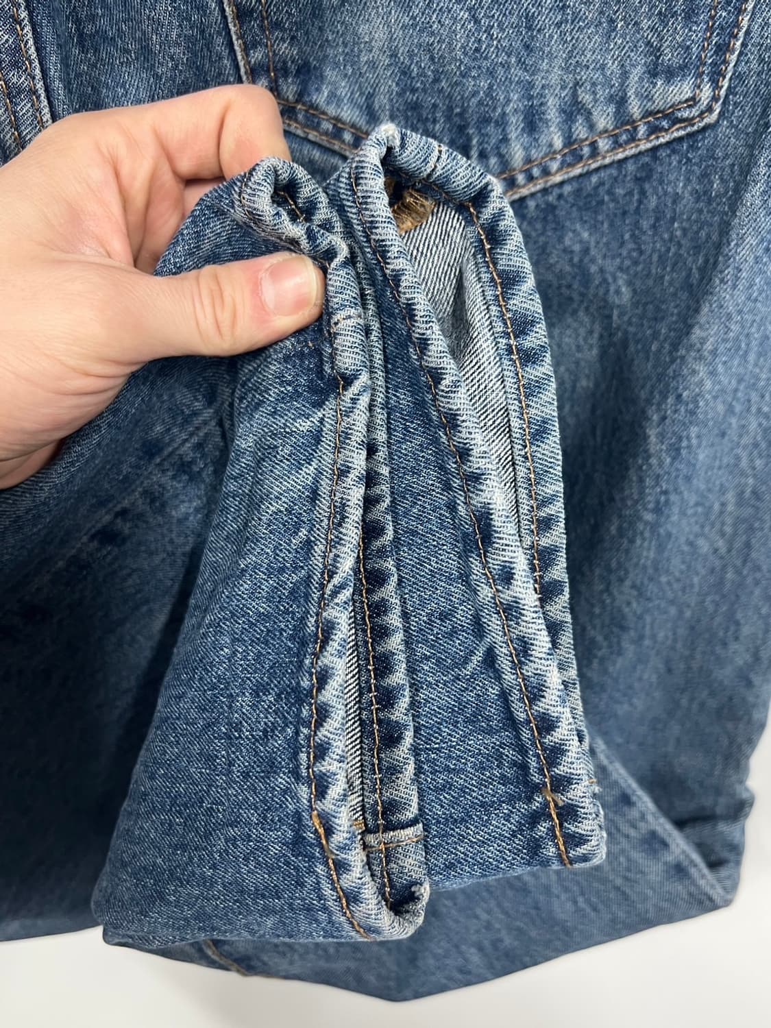 리바이스 501 버튼플라이 스트레이트 워싱 데님 팬츠 상품이미지3