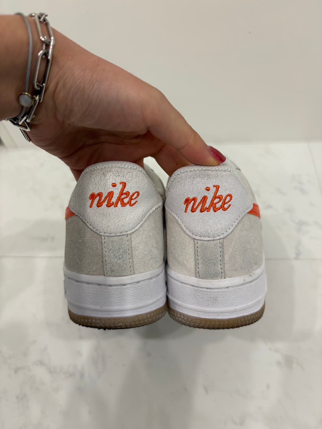 nike 에어포스1 07 SE 퍼스트유즈오렌지235 상품이미지4