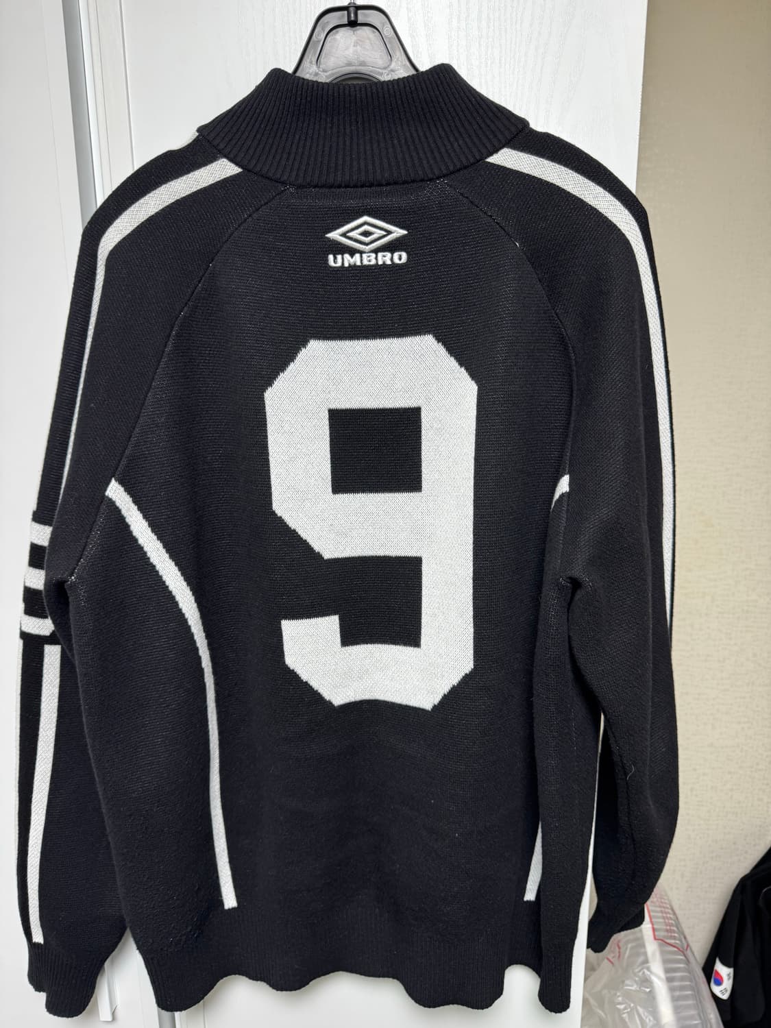 슈프림x엄브로 니트집업 상품이미지2