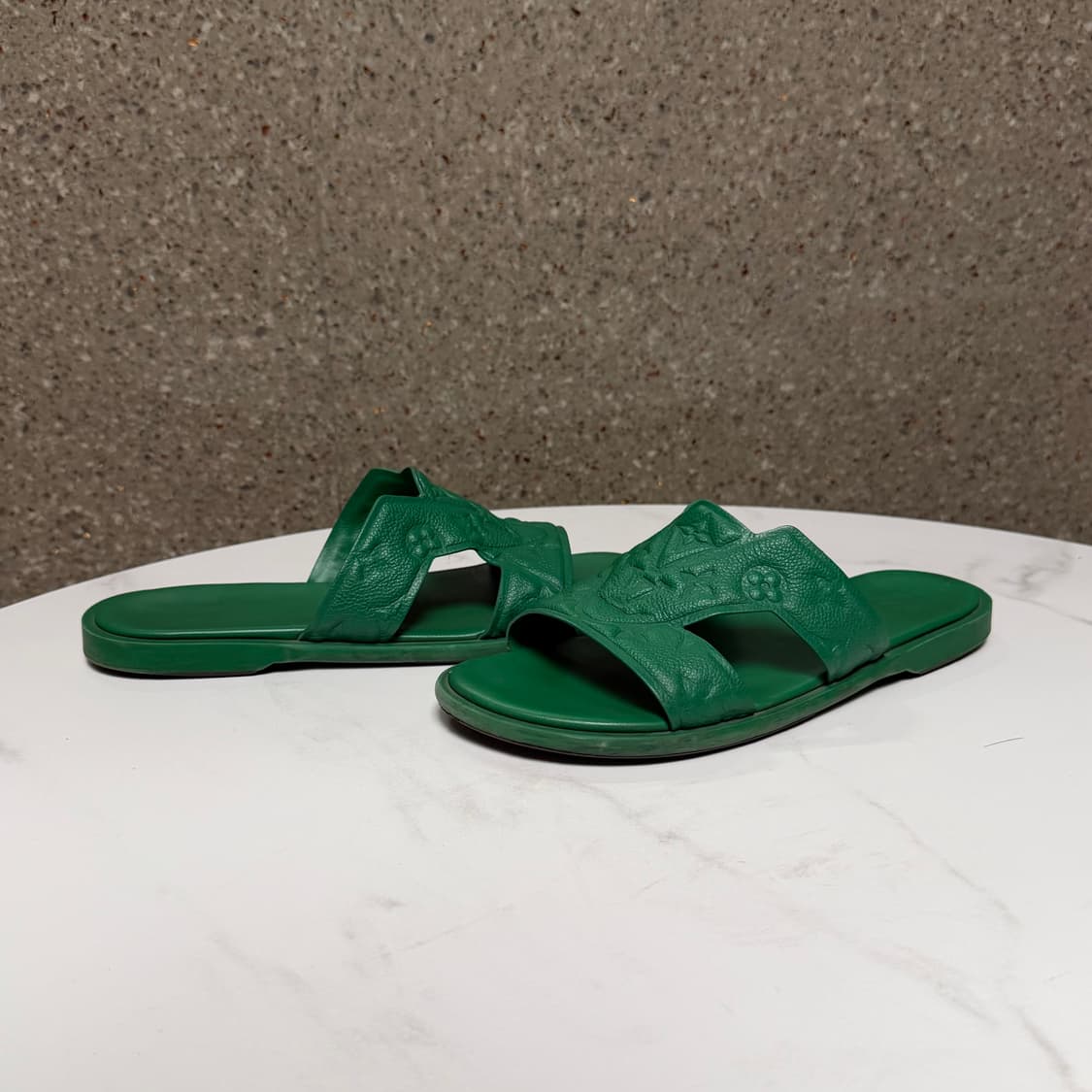 [7시이즈]루이비통 LV 토뤼옹 뮬 샌들 상품이미지2