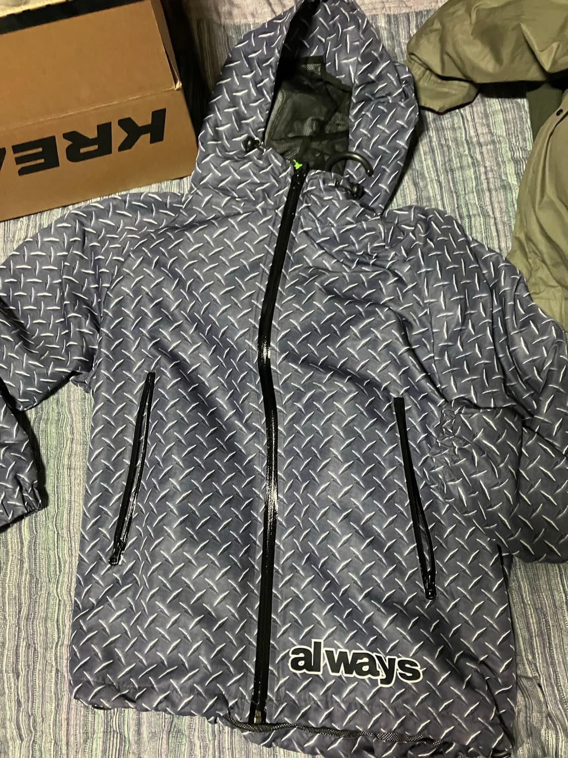 (L)Always do what 플레이트 벤데믹 자켓 블루 상품이미지1