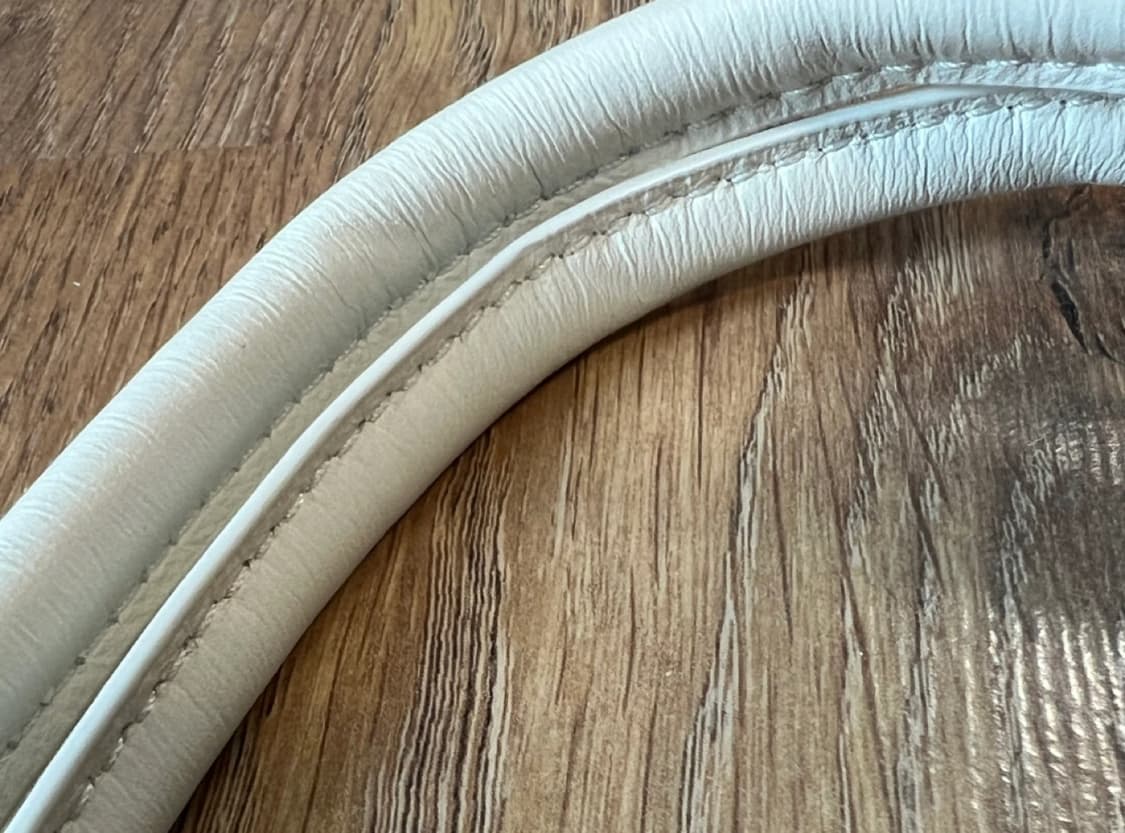 레멜 플랫 스퀘어 오프화이트 가방 상품이미지4