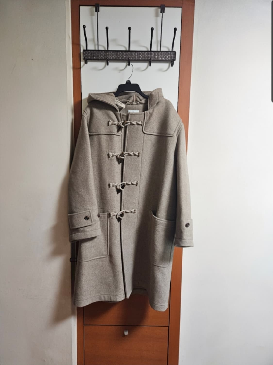 [2,새상품] 헤릴 24AW 캐시미어 더플코트 팝니다 상품이미지6