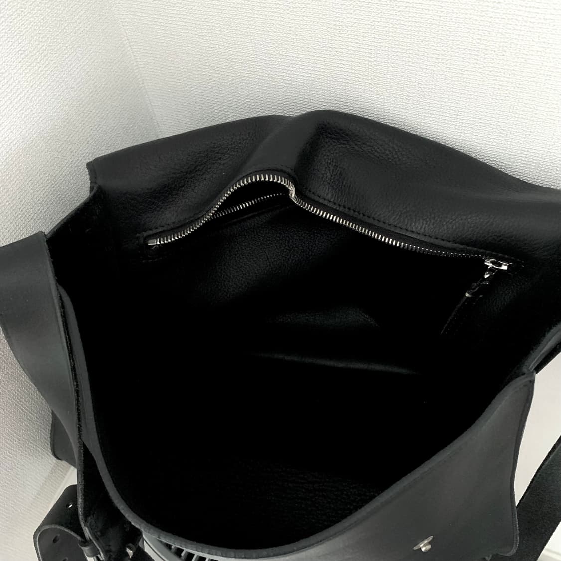 마가렛 호웰 한정판 브라이들 레더 숄더백 상품이미지5