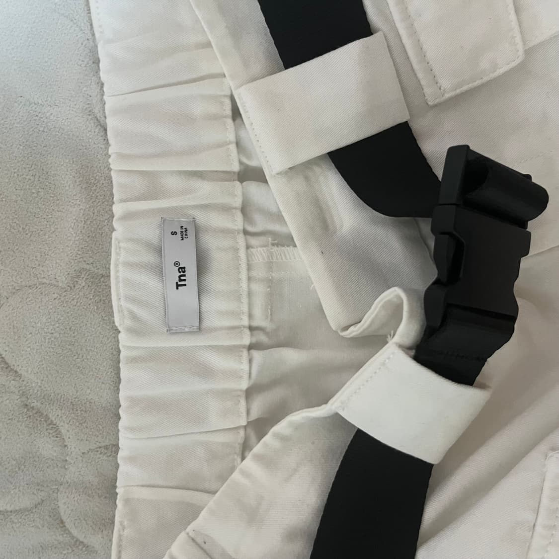 Aritzia 아리찌아 카고벨트쇼츠 반바지  상품이미지2