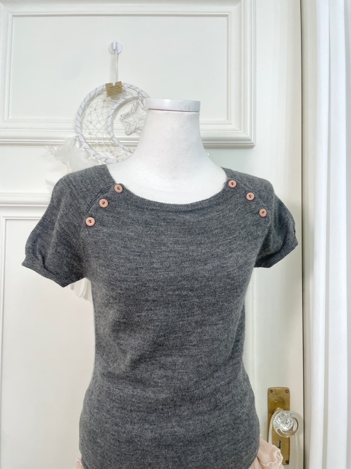 charcoal button point knit top 상품이미지5