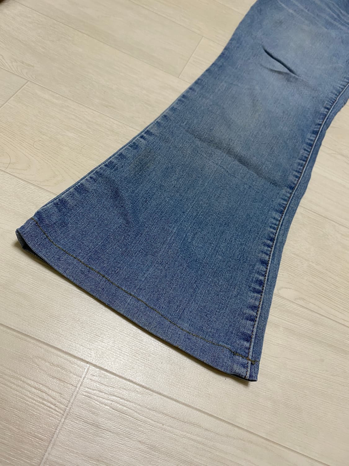 돌체앤가바나 부츠컷 데님 진 상품이미지3