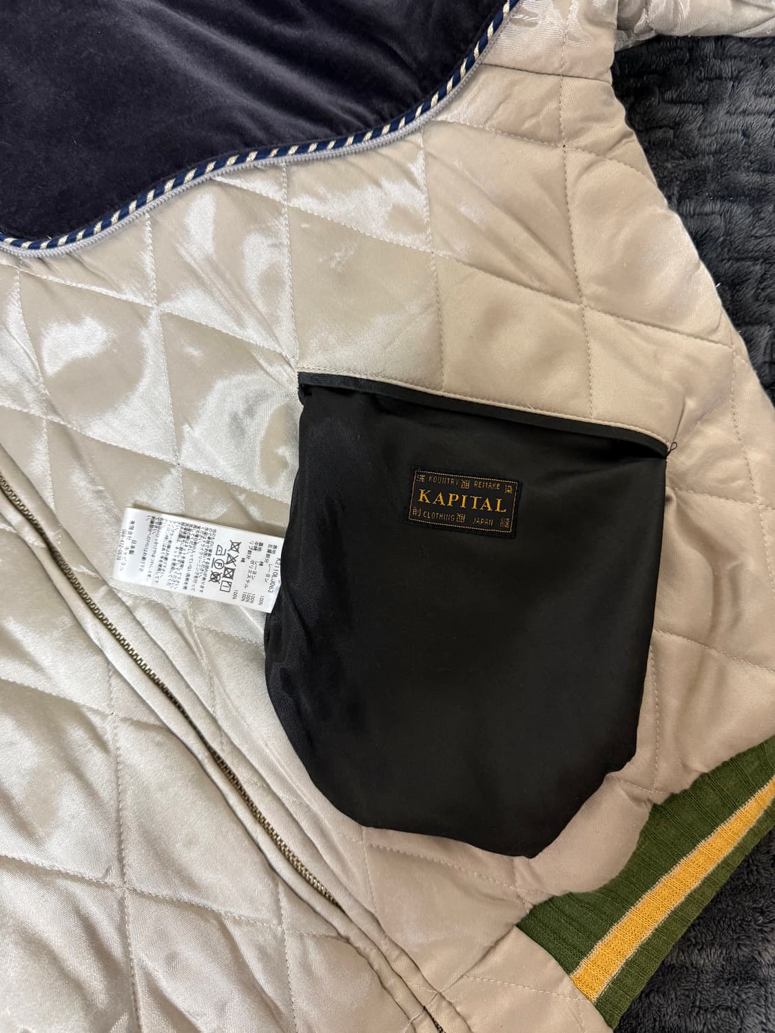 21FW 캐피탈 샴봄버 초판 3사이즈 상품이미지7