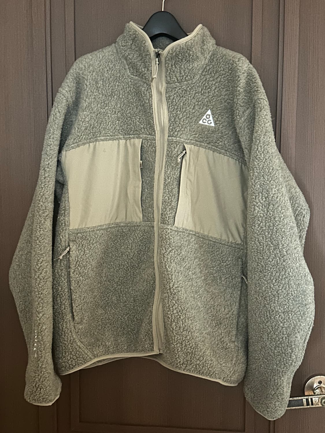 나이키 ACG 아크틱 울프 풀 집 탑 카키 라이트 아이언 오어 상품이미지3