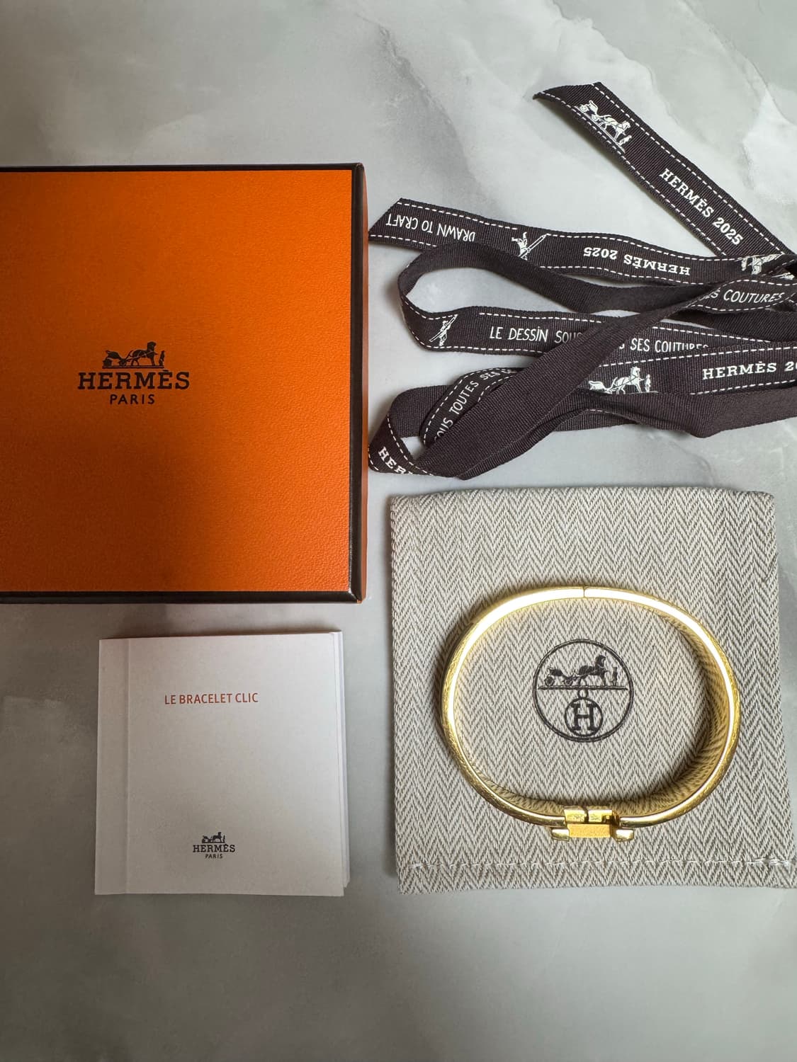 에르메스 클릭아슈 블랙 금장 팔찌 크림구매 상품이미지2