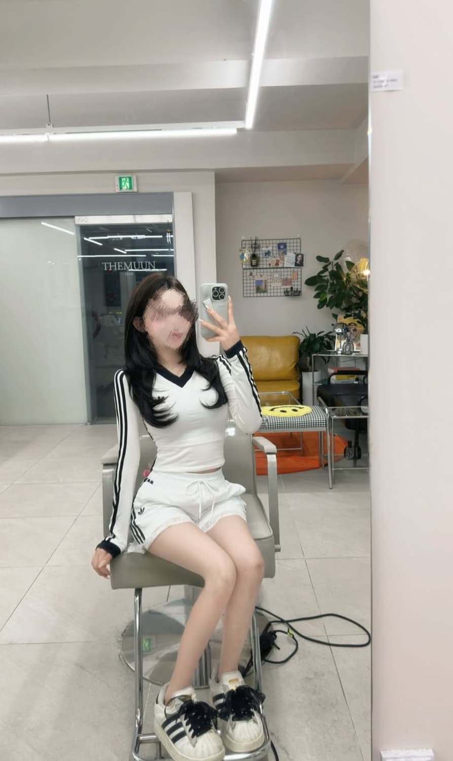 아디다스 브이넥 긴팔 셔츠 S 상품이미지4