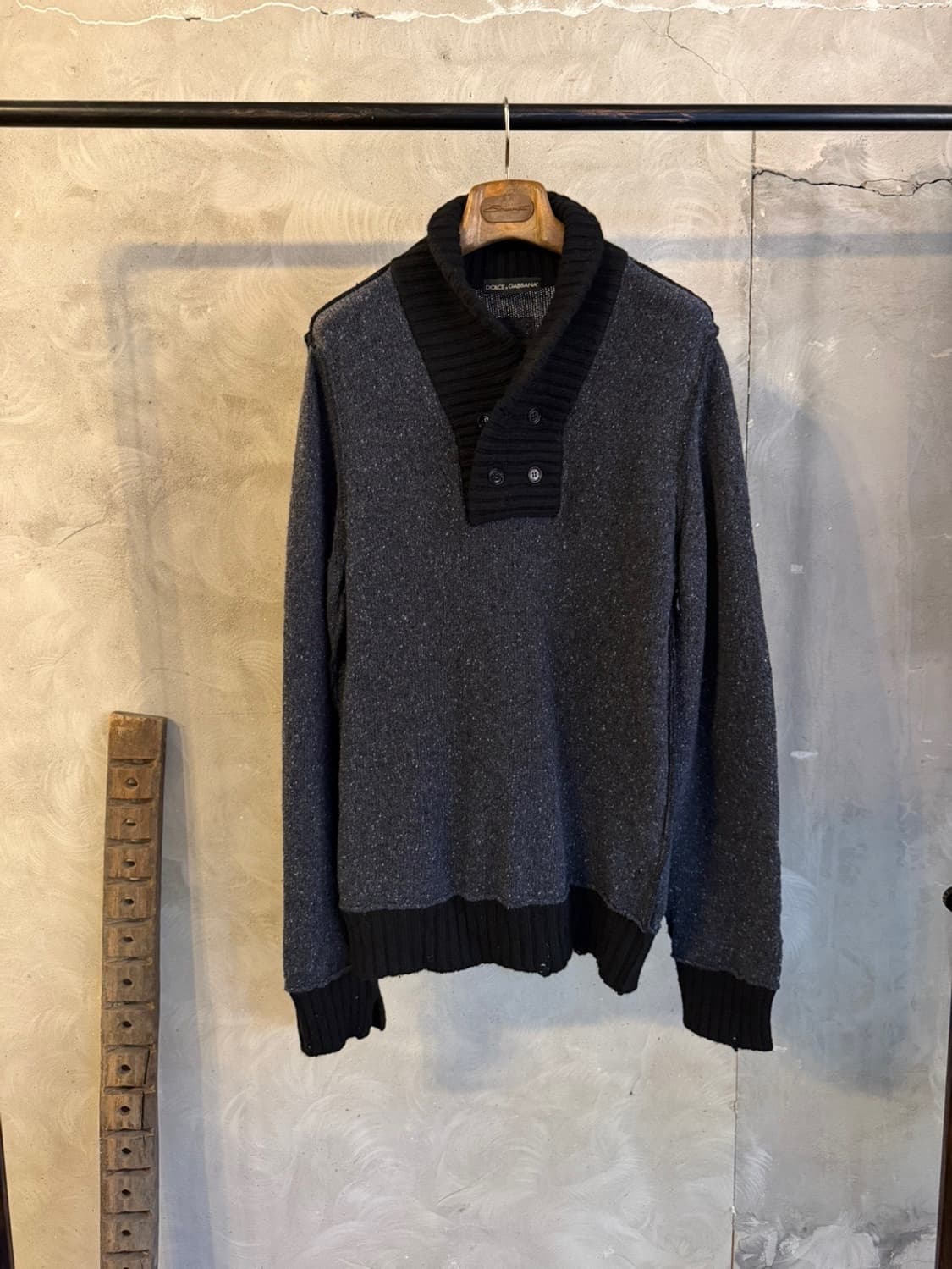 돌체앤가바나 숄칼라 니트 105 상품이미지1