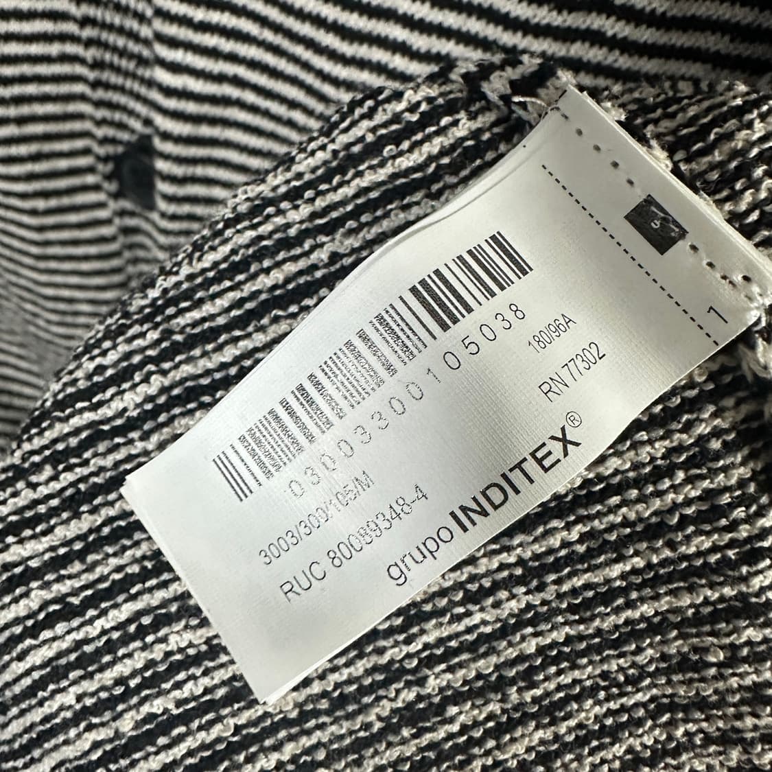 자라 오픈카라 스트라이프 니트  상품이미지4