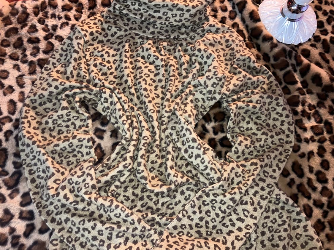 jpn 레오파드 목폴라 니트 티셔츠 상품이미지1